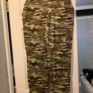 Womens camo elastic dress pant